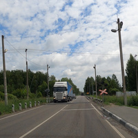 Середниково, ЖД переезд