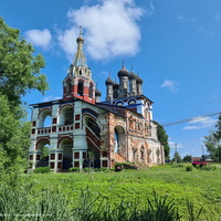 С. Подолец, Свято-Троицкая церковь