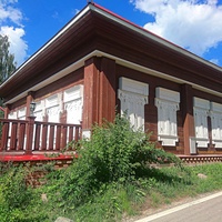 Провинциальная АРТгалерея-М (МУЗЕЙ ФАРФОРА, ЛАКОВ И ЖИВОПИСИ В ПЛЁСЕ). Улица Никольская, 20.