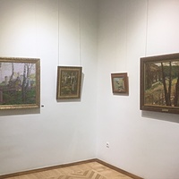 Музей пейзажа в старинном купеческом особняке конца XVIII в. (доме Философова, также известном как дом Грошева — Подгорнова).