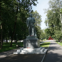 Памятник В.И.Ленину