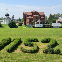 Вид на Георгиевский (слева) и Троицкий соборы