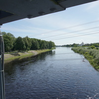 Остров, река Великая