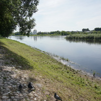 Парк Победы, река Великая