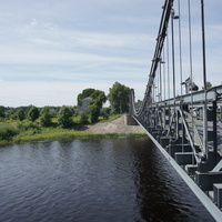 Цепной мост через реку Великая