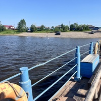 Вид с паромной переправы на Киренск