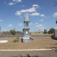 Братская могила-мемориал ВОВ