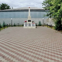 Мемориал-братская могила ВОВ