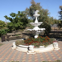 Фонтан в сквере у Дома культуры