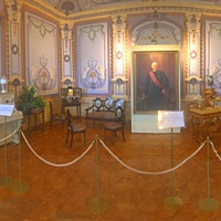 Усадьба Рукавишниковых. Историко-архитектурный музей-заповедник. Большая (Сиреневая) гостиная.