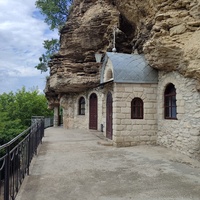 Скальный мужской монастырь.Галица.