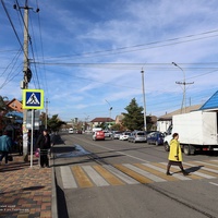 Вид на ул.Комсомольскую в западном направлении от пересечения с ул.Тургенева (справа за кадром).