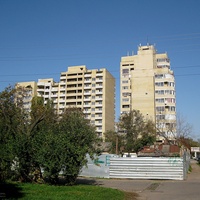 Вид с ул.8-го Марта в направлении многоквартирных домов по ул.Лермонтова.