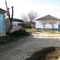 На ул.Суворова между пер.Московским и пер.Ручейным, вид в направлении пересечения с пер.Московским