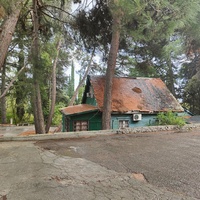 Санаторий "Горный" в п.г.т. Курпаты. Вспомогательное здание для обслуживания территории.