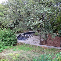 Парк санатория "Горный" в п.г.т. Курпаты. Территория санатория ниже 1-го корпуса.