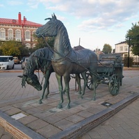 Скульптура "Упряжка лошадей"