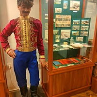 Историко-литературный музей. Ялта. Постоянная экспозиция "Страницы истории". Восковая фигура Ялтинского проводника "Горного клуба". Нач. XXв.