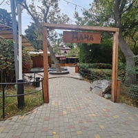 Кафе «Дача» в сквере «Комсомолец».