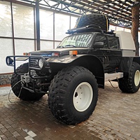 Музей автомобильного искусства. Серийный снегоболотоход Бронто Марш (Bronto Marsh), созданный на базе отечественного внедорожника LADA Niva.