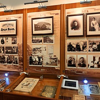 Дом-музей Антона Павловича Чехова «Белая дача». Постоянная экспозиция «Жизнь и творчество А.П. Чехова».