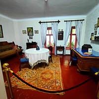 Дом-музей Антона Павловича Чехова «Белая дача». Комната для родственников.