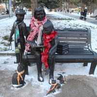 Скульптура в память об актрисе Марии Басковой.