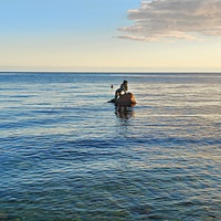 Скульптура «Русалка» в воде, напротив Мисх. парка. Автор — эст. скул. А. Адамсон. Первая русалка 1905г. была без ребёнка и без хвоста. В 1909 г. её унесло штормом. Сейчас в Мисхоре - 5-я русалка, установлена на большом валуне в середине 80-х годов.