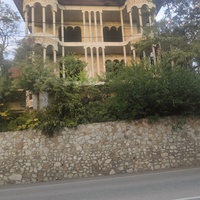 На территории посёлка.