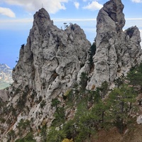 Плато Ай-Петри. Горные зубцы.