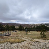 На плато Ай-Петри. Вдоль дороги от горы Ай-Петри.