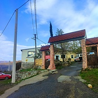 На улице Леонида Гайдая, 1.