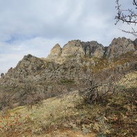 "Долина привидений" на склоне горы Южная Демерджи.