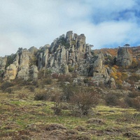 "Долина привидений" на склоне горы Южная Демерджи.