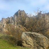 "Долина привидений" на склоне горы Южная Демерджи.