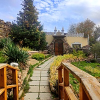 Турбаза "Золотая Подкова" на ул. Л. Гайдая.