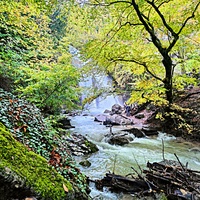Вдоль экотропы к водопаду Джур-Джур на реке Улу-узень по территории гос. природного гидрологического заказника регионального значения «Хапхальский».
