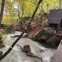 Вдоль экотропы к водопаду Джур-Джур на реке Улу-узень по территории гос. природного гидрологического заказника регионального значения «Хапхальский».