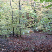 Рядом с началом экотропы к водопаду Джур-Джур на реке Улу-узень по территории гос. природного гидрологического заказника регионального значения «Хапхальский».