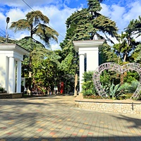 Вход в Приморский парк.