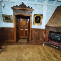 Массандровский дворец построен в 1902г. как резиденция для императора Александра III. Бильярдная комната. Оформлена по мотивам поздней английской готики.