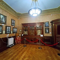 Массандровский дворец построен в 1902г. как резиденция для императора Александра III. Приемная Ея Величества.