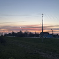 Дом возле дороги