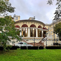 Ресторан "Симферополь" на ул. Александра Невского.