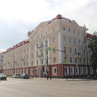 Сталинки (1939 год) на ул. Ленина.