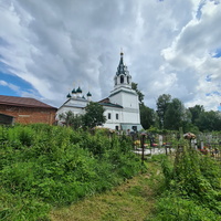 С. Погребищи, Троицкая церковь и погост