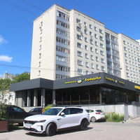 Комсомольский проспект.