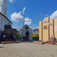 Монументы Воинам