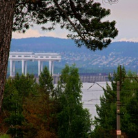 Вид  на  Братскую  ГЭС