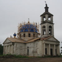 Платановская церковь летом 2011